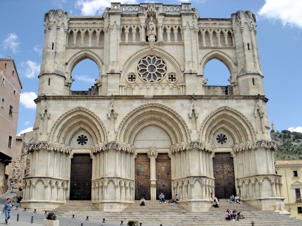 portada catedral cuenca
